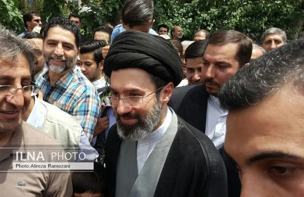عکس: فرزند رهبر انقلاب در راهپیمایی روز قدس 