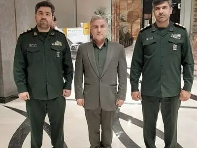 وفد عسكري إيراني رفيع المستوى يزور باكستان