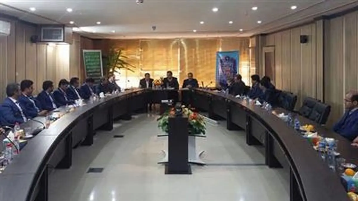 بازدید مدیرعامل بانک قرض الحسنه مهر ایران از مدیریت شعب استان یزد