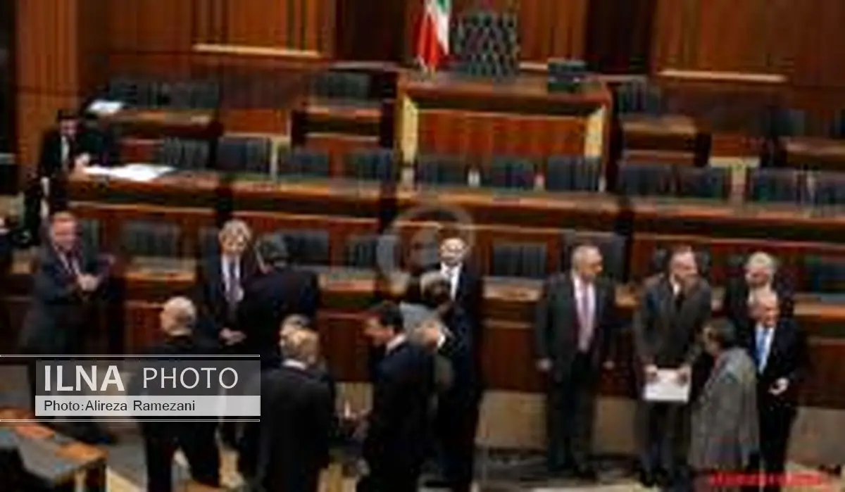 جلسه نمایندگان پارلمان لبنان به درگیری کشیده شد