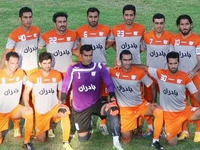 بادران - پیکان، در ورزشگاه کارگران