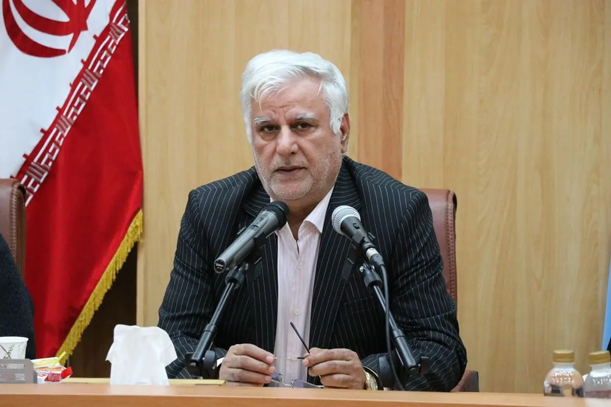 نمی‌توان اداره کشور را سلیقه‌ای پیش برد/ اداره فرهنگ جامعه با سیاست امکان‌پذیر نیست