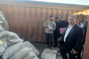 کشف بیش از ۳۵۰ تن کود شیمیایی احتکار شده در بندرعباس