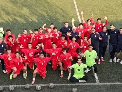 تمرین تاکتیکی تیم ملی فوتبال نوجوانان ایران پیش از جام ملت‌های آسیا