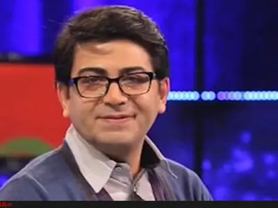 فرزاد حسنی: تمام جوانی‌ام ممنو‌ع‌الکار بودم /فیلم