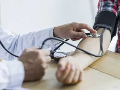 اجرای بسیج ملی کنترل فشار خون با ۵۰ ایستگاه در بیمارستان میلاد