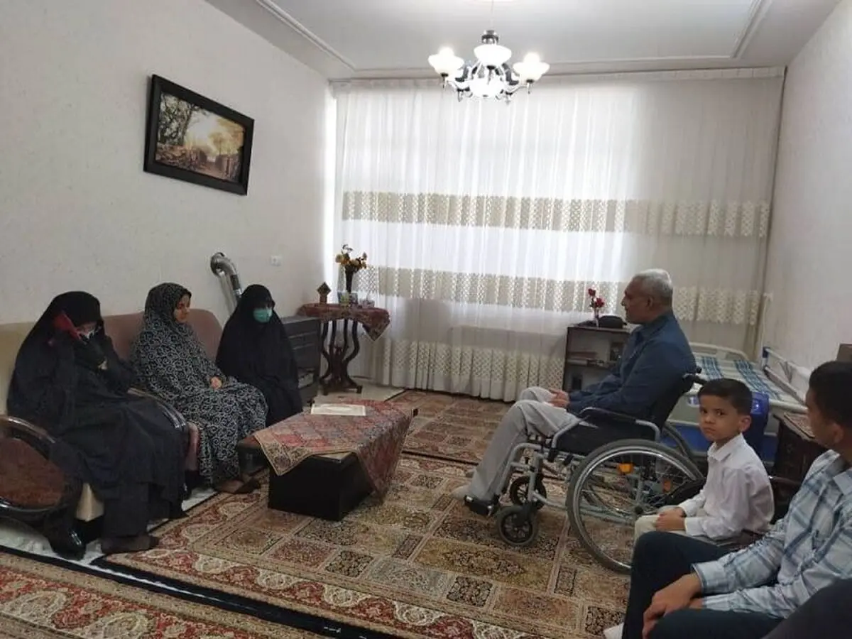 دیدار معاون رئیس جمهور در امور زنان با خانواده جانباز ۷۰ درصد 