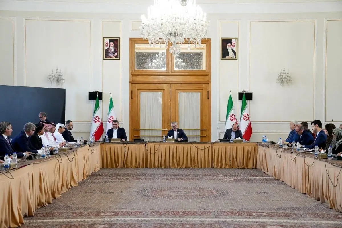 اهمیت نقش وابستگان مطبوعاتی سفارتخانه‌ها در انعکاس دقیق تحولات مرتبط با ایران