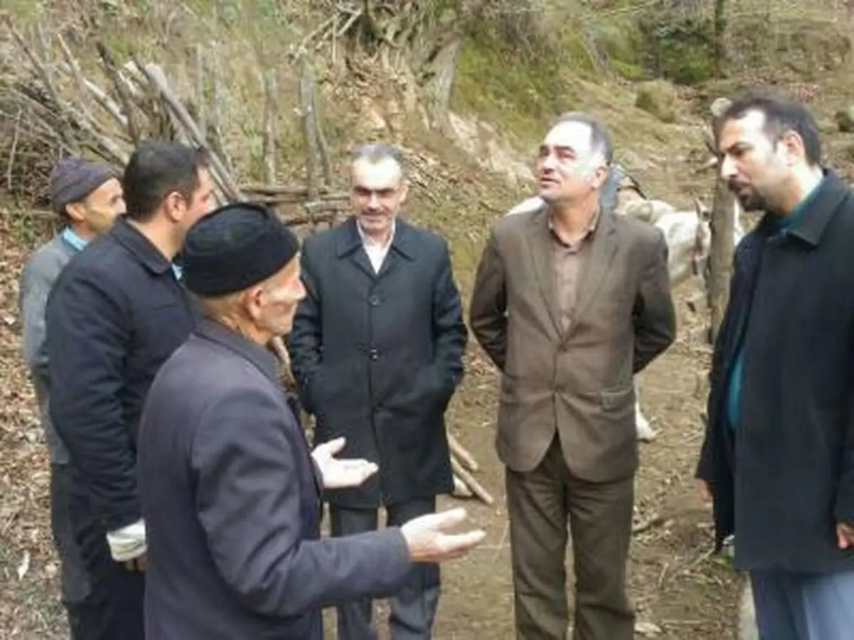 بازدید از روستای میه کومه و دستور اجرای پروژه راه‌سازی این روستا