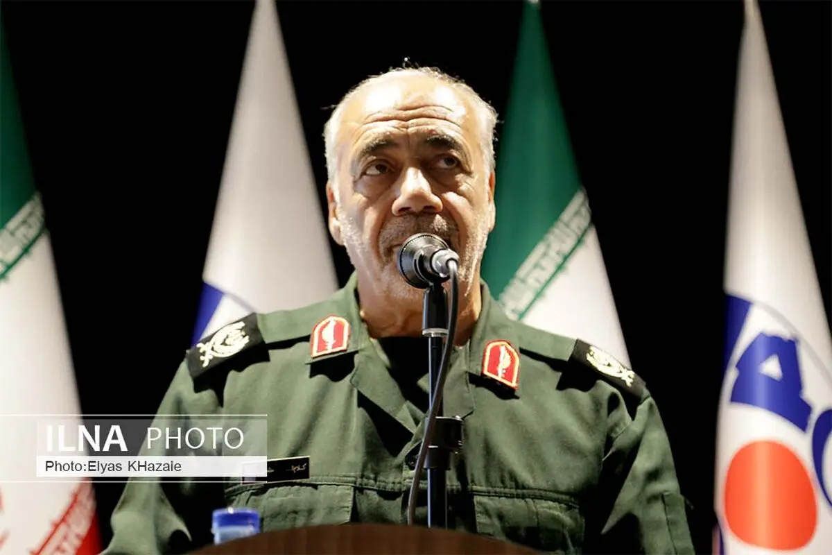 خبرنگاران امیدآفرینی را به جامعه تزریق کنند/ پرسشگری‌ها  باید از کف جامعه مطرح شود