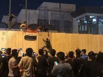 شرطة کربلاء: نسیطر على الاوضاع فی محیط القنصلیة الإیرانیة
