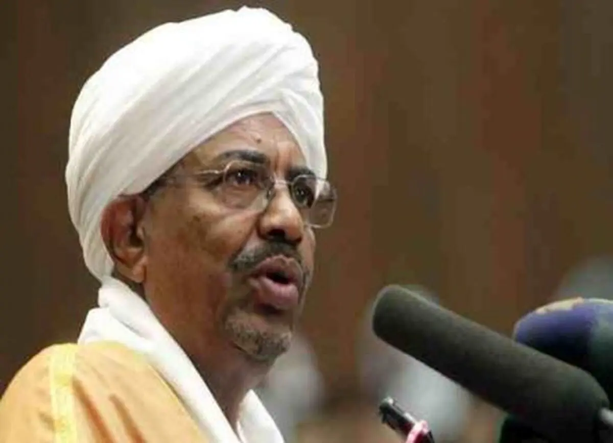 النائب العام السودانی یعلن أن محاکمة الرئیس الأسبق عمر البشیر تبدأ الأسبوع المقبل بتهمة الفساد وحیازة النقد الأجنبی