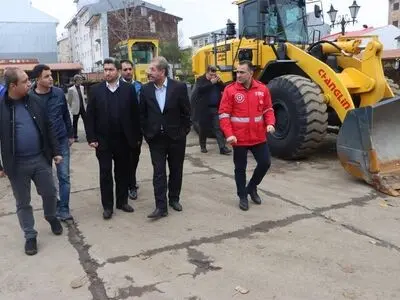 بازدید سرپرست شهرداری رشت از واحد امانی و ماشین آلات شهرداری