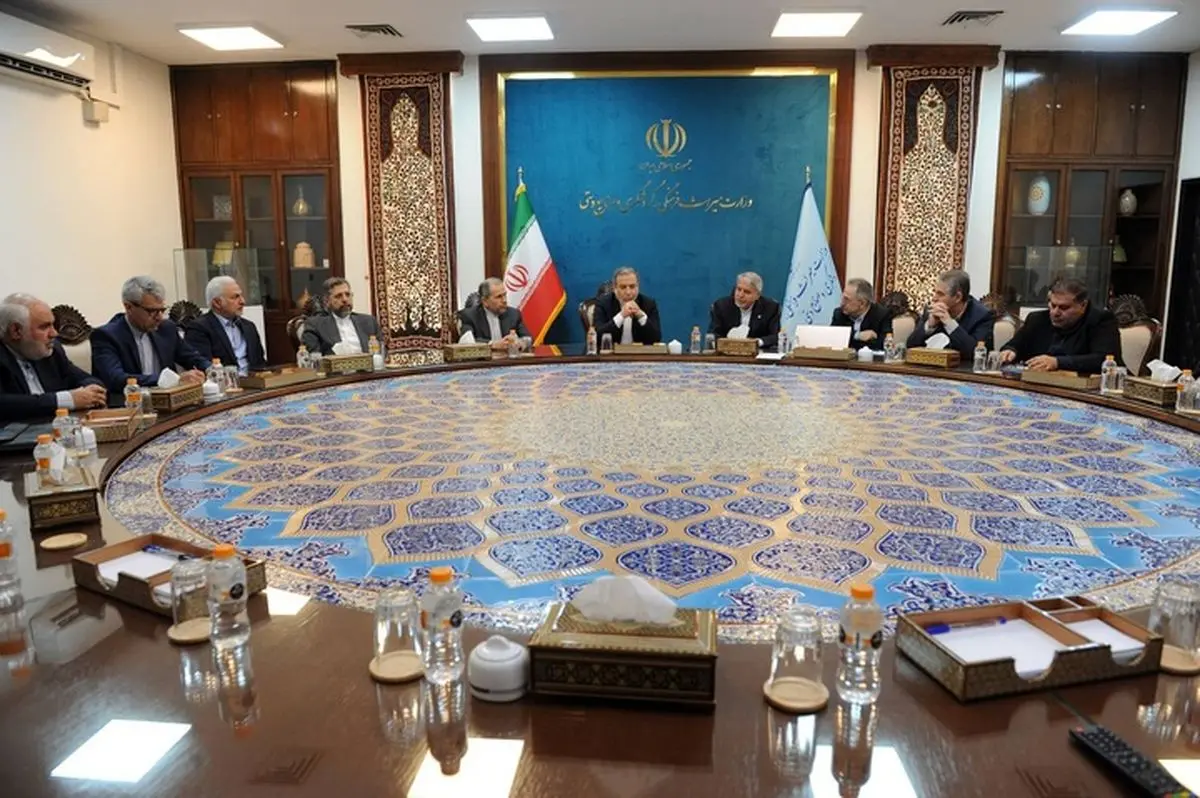 تاکید وزرای میراثفرهنگی و امور خارجه بر تشکیل کمیته مشترک برای توسعه همکاریها/ عراقچی: با همافزایی دو وزارتخانه، مسیر توسعه گردشگری ایران هموار میشود