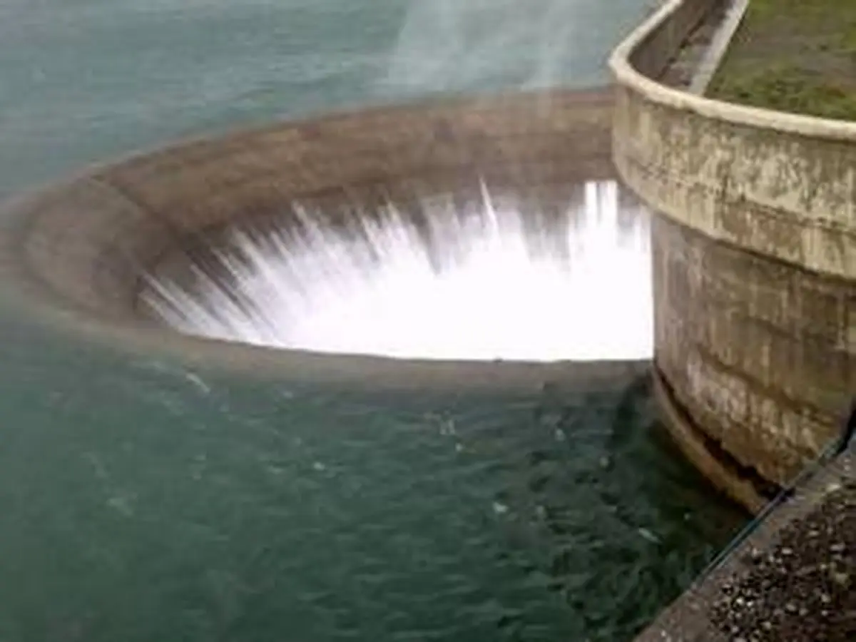 سد شرفشاه سومار سرریز کرد