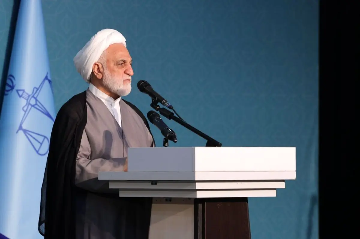 مقامات بانک مرکزی را ملزم کردهایم از اختیاراتشان در جهت انحلال یا اصلاح بانک آینده استفاده کنند