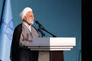 مقامات بانک مرکزی را ملزم کرده‌ایم از اختیاراتشان در جهت انحلال یا اصلاح بانک آینده استفاده کنند