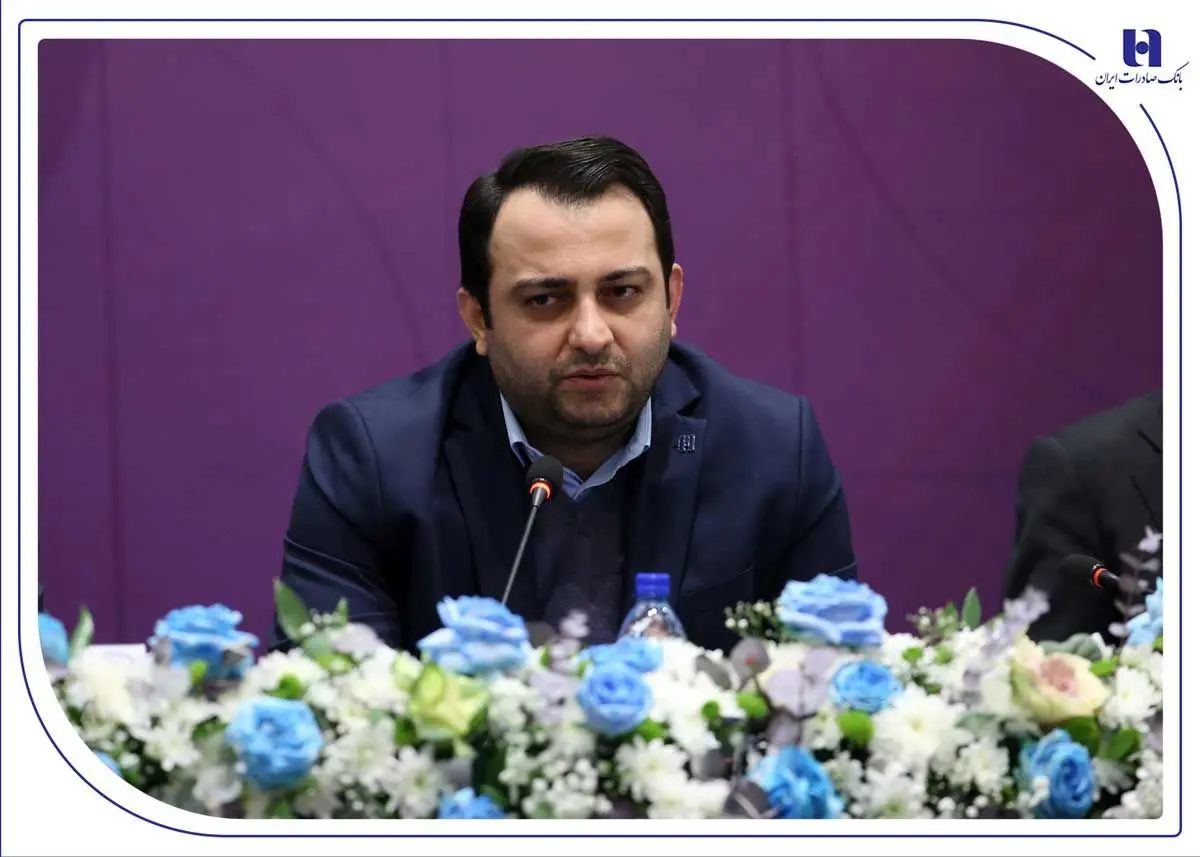 بانک صادرات ایران به‌دنبال تعامل راهبردی و پایدار با صنعت پتروشیمی است