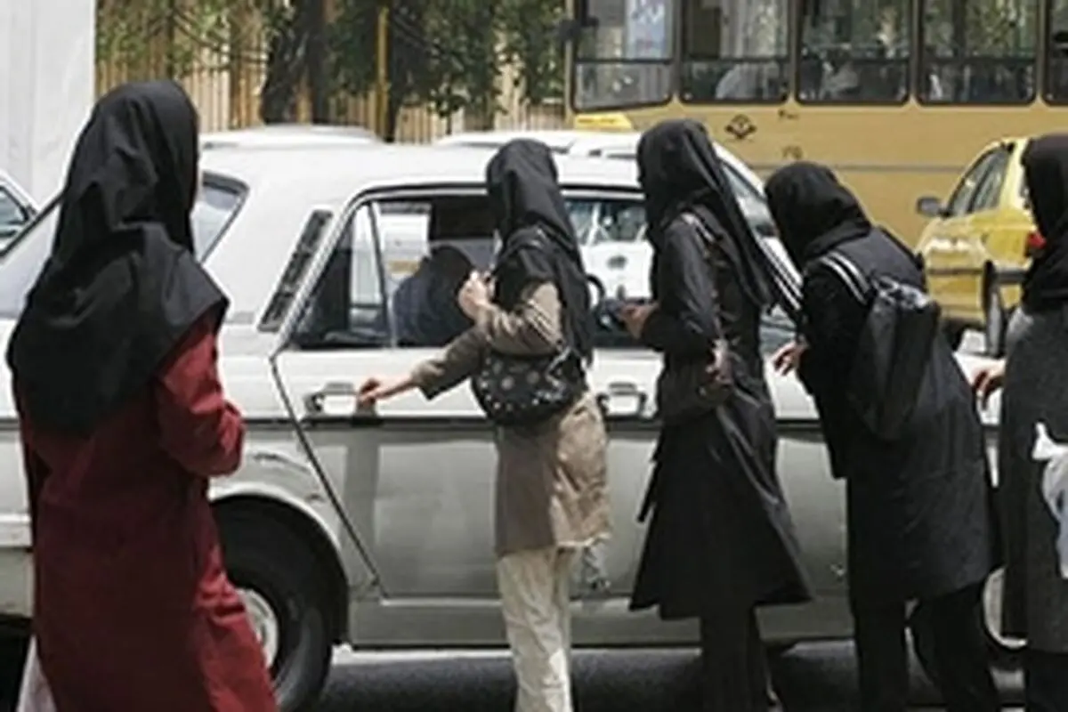 طرح شناسایی مسافربرهای شخصی در شیراز اجرا می‌شود