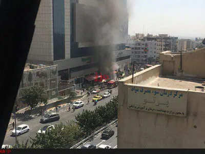 آتش‌سوزی در پاساژ کوروش مهار شد