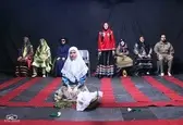 مصادف با روز جهانی عصای سفید و نابینایان، کبوتری ناگهان به تئاتر شهر می‌رود