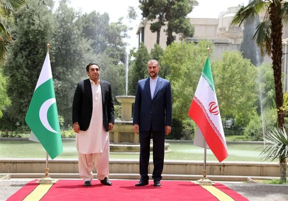  Iran Sticks to Diplomacy, Not to Discard Talks: FM