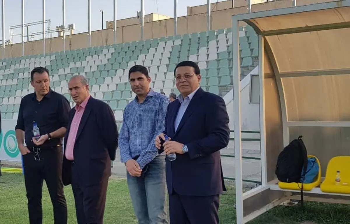  ویلموتس با هلی کوپتر در اردوی تیم ملی حاضر شد