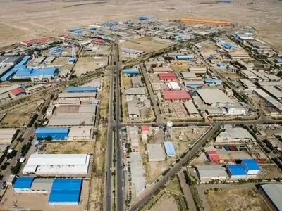 ۹۸۰ طرح صنعتی نیمه‌تمام در استان وجود دارد