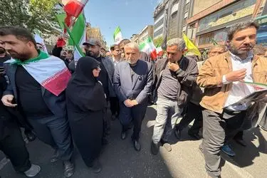 وفاداری ملت، مسئولیت مضاعف حکمرانی برای خدمت بی‌وقفه را رقم می‌زند/ سه‌گانه مقاومت، حضور مردم و پشتیبانی دولت، پیروزی بر دشمن را رقم زد