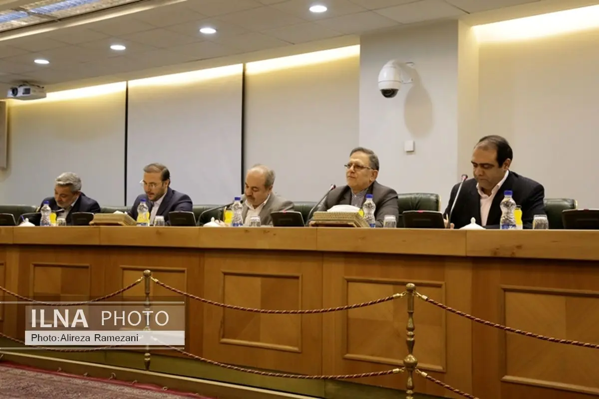  هنگ کنگ دروازه گسترش همکاری ها با شرق است 