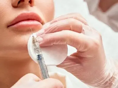 چطور ورم بعد از تزریق ژل را برطرف کنیم؟