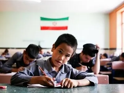 طراحی سامانه ثبت نام دانش آموزان پناهنده در ایران