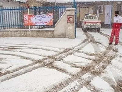 امدادرسانی به هموطنان در 4 استان متاثر از برف و کولاک/امدادگران همچنان مشغول کارند