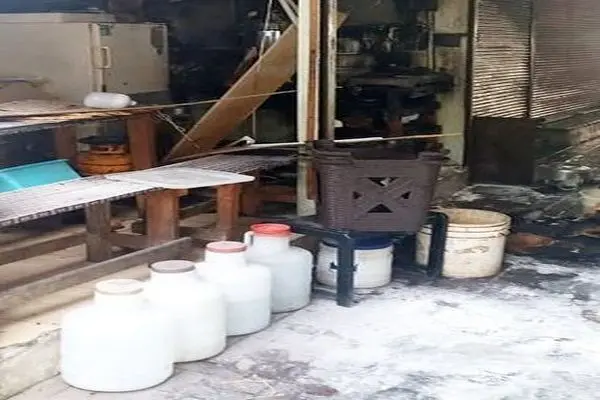 مصدومیت یک کارگر میانسال در آتش‌سوزی قهوه‌خانه بازار روز رشت