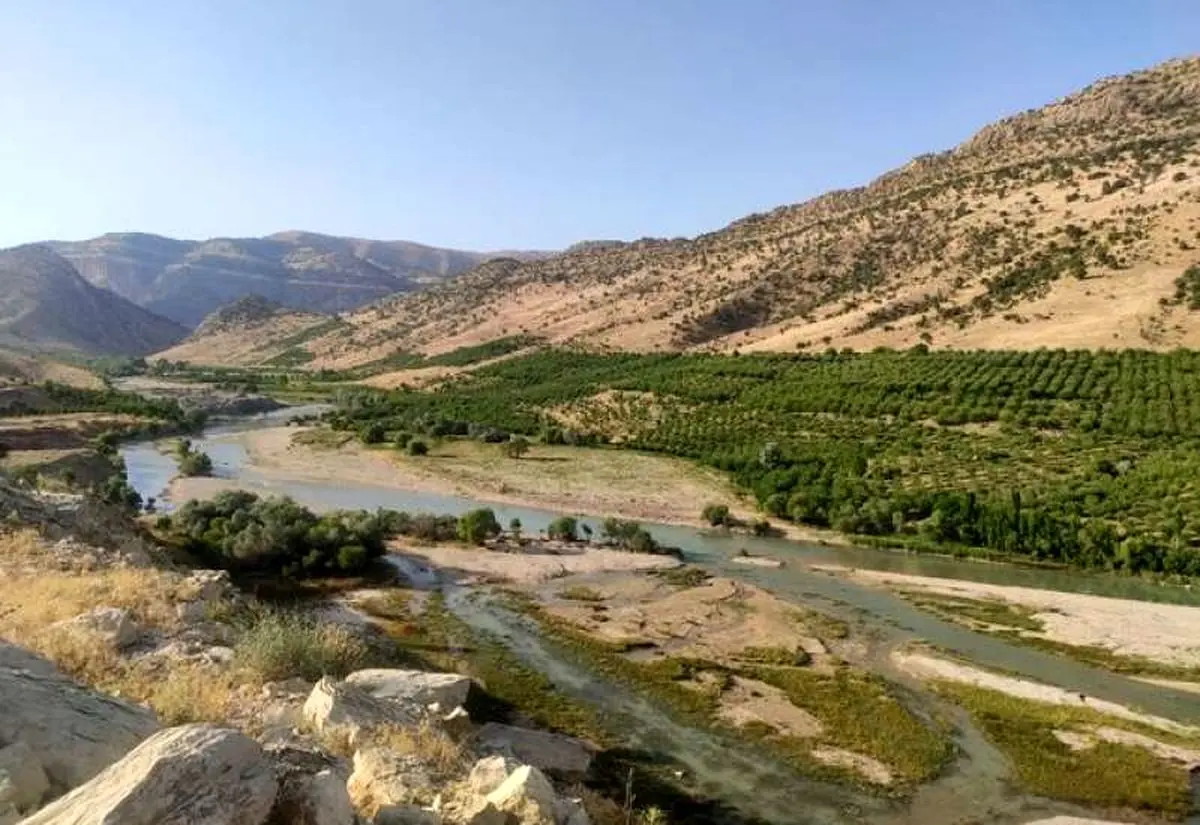 مجوز سد آبریز را به هر قیمتی خواهیم گرفت/ ساخت سدتنگ سرخ یاسوج تنها پروژه مورد تاکید رئیس جمهور در سفر به استان بود 