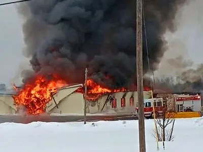 
Fire in church in US injures five
