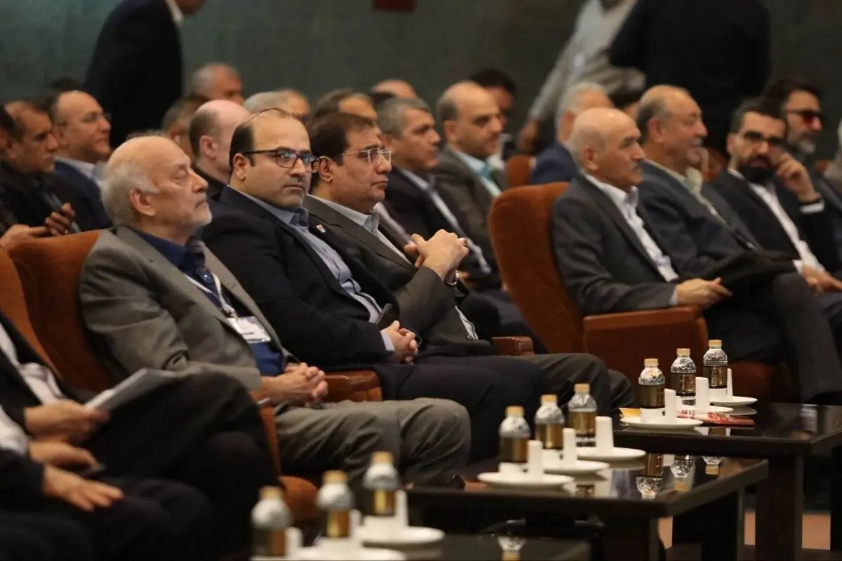 آغاز بیست‌وهشتمین سمپوزیوم فولاد ایران با حضور نخبگان و صنعتگران در اصفهان