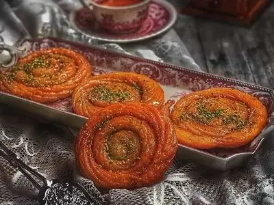 طرز تهیه بامیه ترکی؛ شیرینی خوشمزه سفره افطار