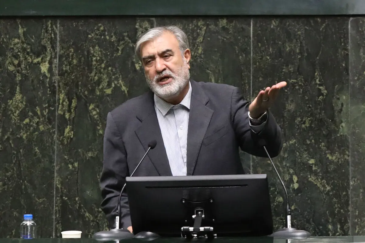 به تهدیدکنندگان امنیت ایران پاسخ قاطع می‌دهیم