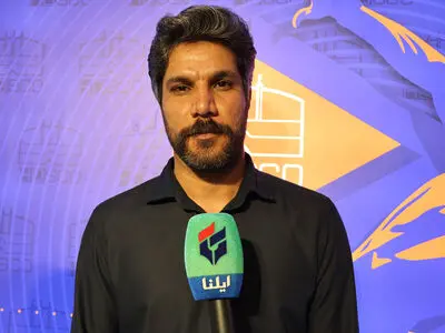 سرمربی فوتبال ساحلی فولاد هرمزگان: زمین اختصاصی، مهم‌ترین نیاز فوتبال ساحلی استان است +فیلم