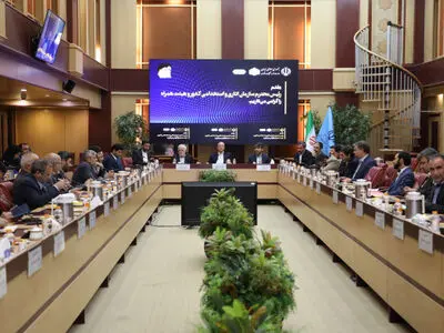 نشست مشترک رییس سازمان اداری و استخدامی با وزیر علوم و جمعی از روسای دانشگاه‌ها برگزار شد