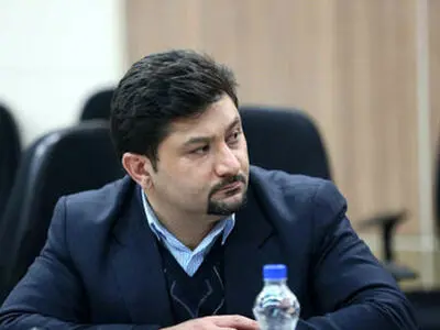 تبدیل یورو به دلار باعث افزایش هزینه ۸ تا ۱۰ درصدی برای وارد کننده می‌شود/ با ادامه وضع موجود خوراک دام و طیور گران‌تر می‌شود