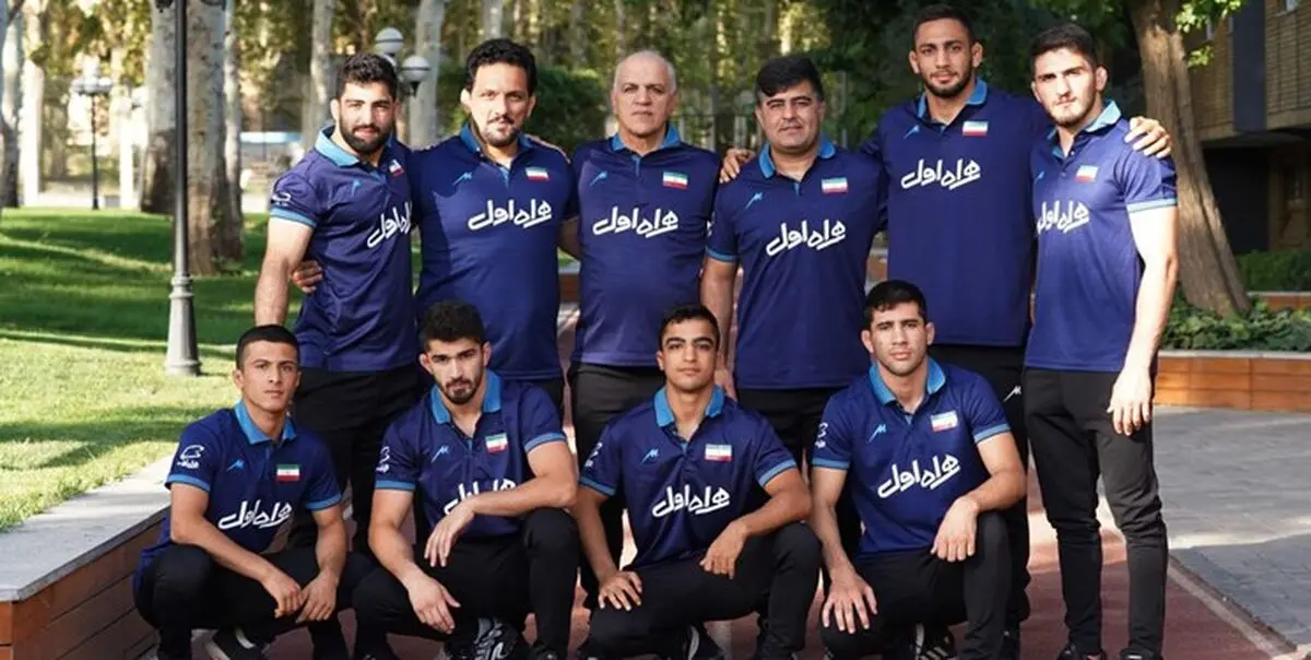 تیم‌های منتخب کشتی آزاد و فرنگی راهی مجارستان شدند

