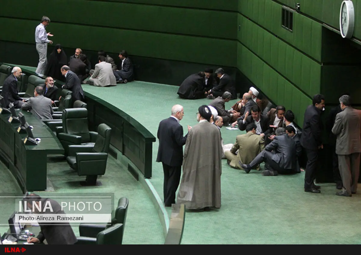 رییس ستاد روحانی مقابل رییس ستاد احمدی‌نژاد 