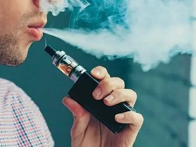 سیگارهای الکترونیکی؛ دروازه ای جدید برای ورود به دنیای اعتیاد!