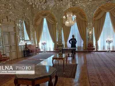ماجرایِ پیدا شدنِ کاشی‌های قاجار در کمدهای کاخ گلستان/ سال‌ها آنچه جلوی چشم‌مان بود را ندیدیم