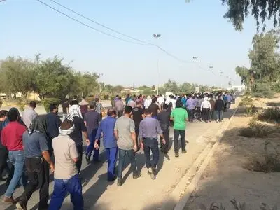 کارگران کشت و صنعت کارون خواستار اجرای درست همسان‌سازی شدند