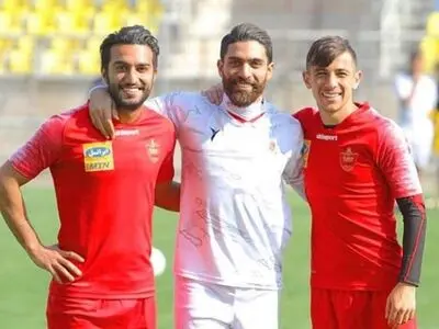 ادای احترام ستاره سابق پرسپولیس به مهرداد میناوند (عکس)