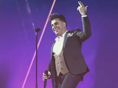  آقای اسمیت در برج میلاد!