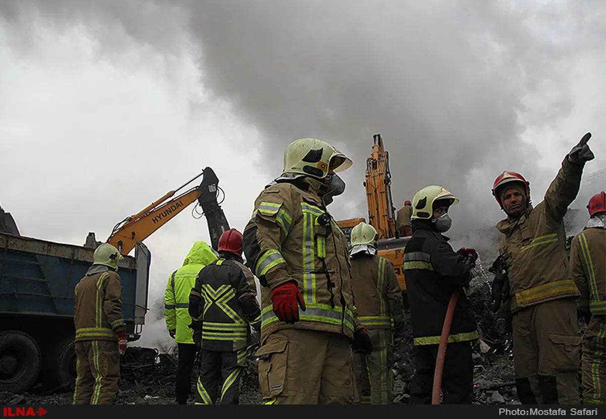 عدم فرماندهی واحد در ۴۸ ساعت اول حادثه پلاسکو مشهود است/ چرا دستور تخلیه ساختمان صادر نشد؟